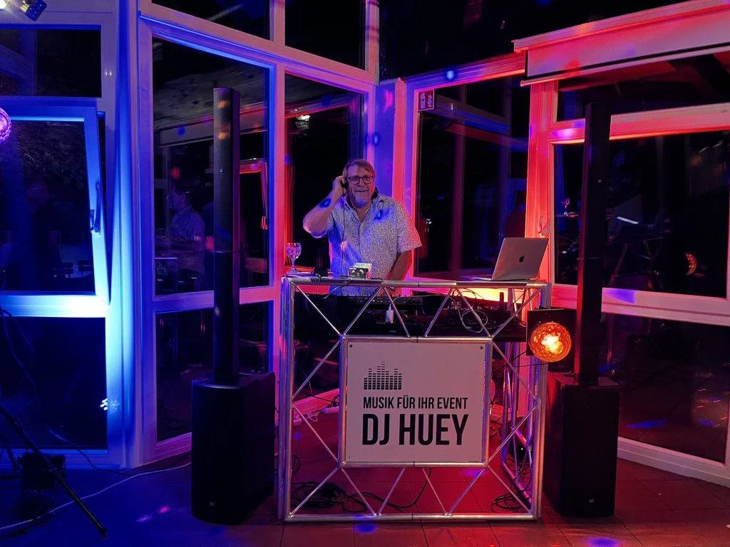 DJ-Huey-BO-1024x768.webp